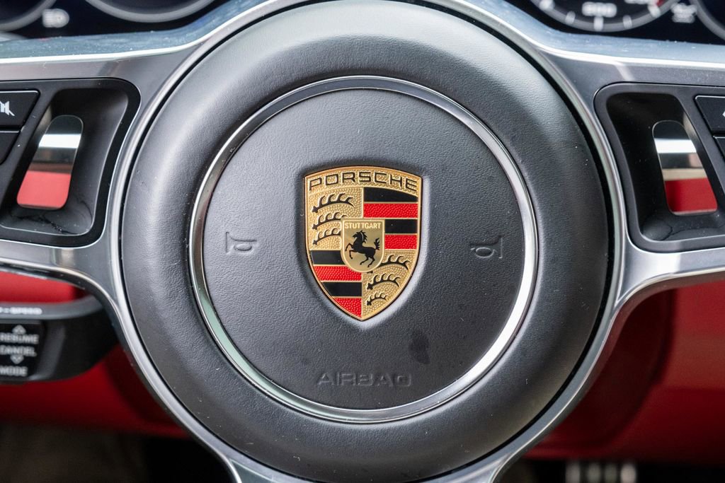 Used 2022 Porsche Cayenne S AWD/4WD image 28