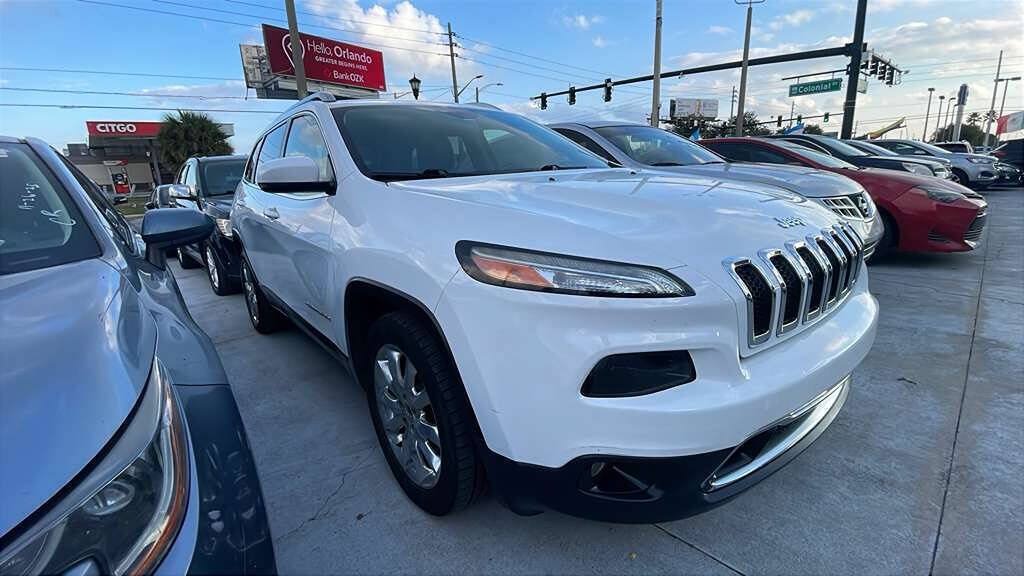 Used 2017 Jeep Cherokee Limited FWD image 6
