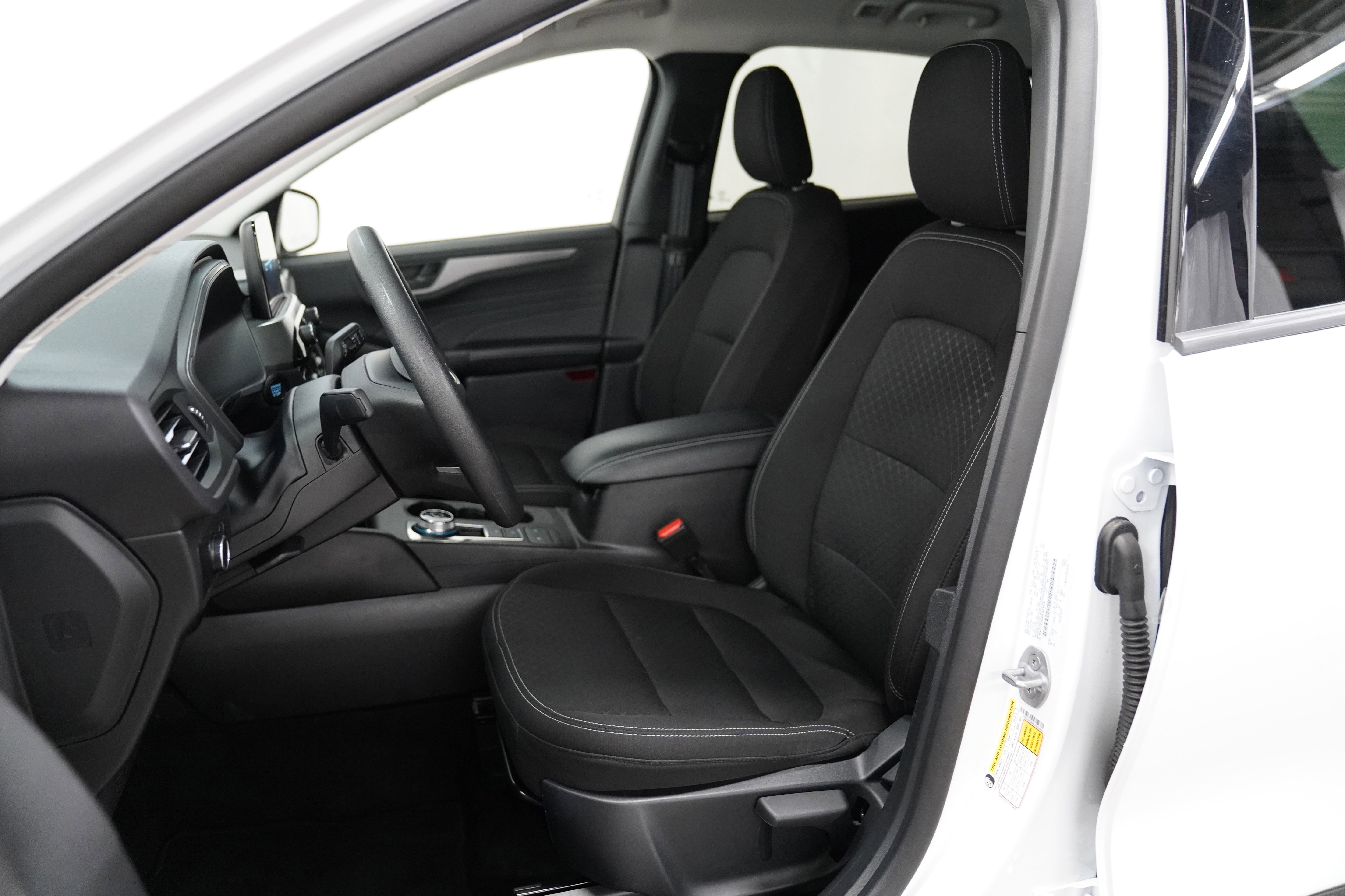 Used 2025 Ford Escape Active image 4