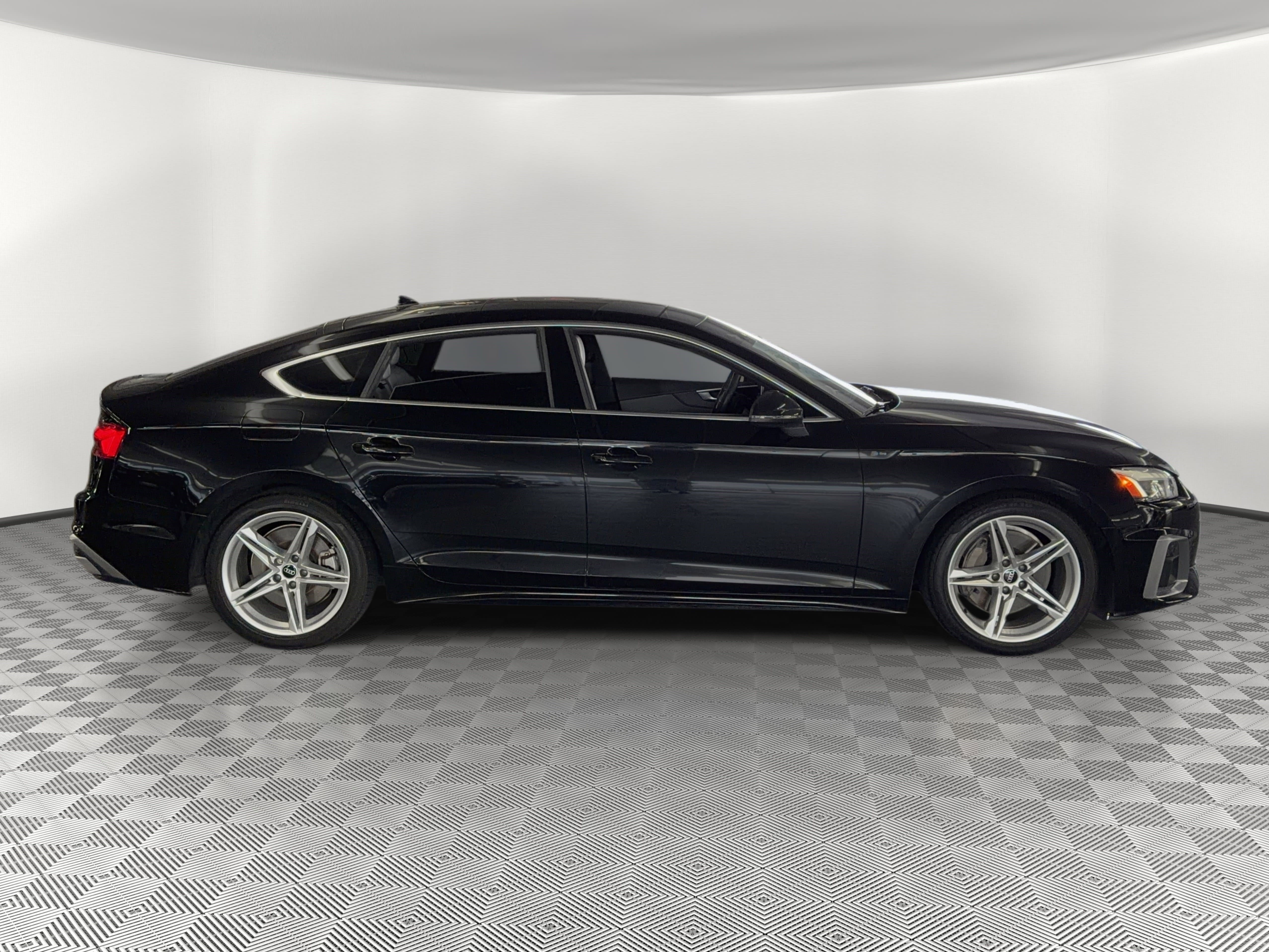 Used 2022 Audi A5 2.0T Premium Plus w/ Premium Plus AWD/4WD image 8