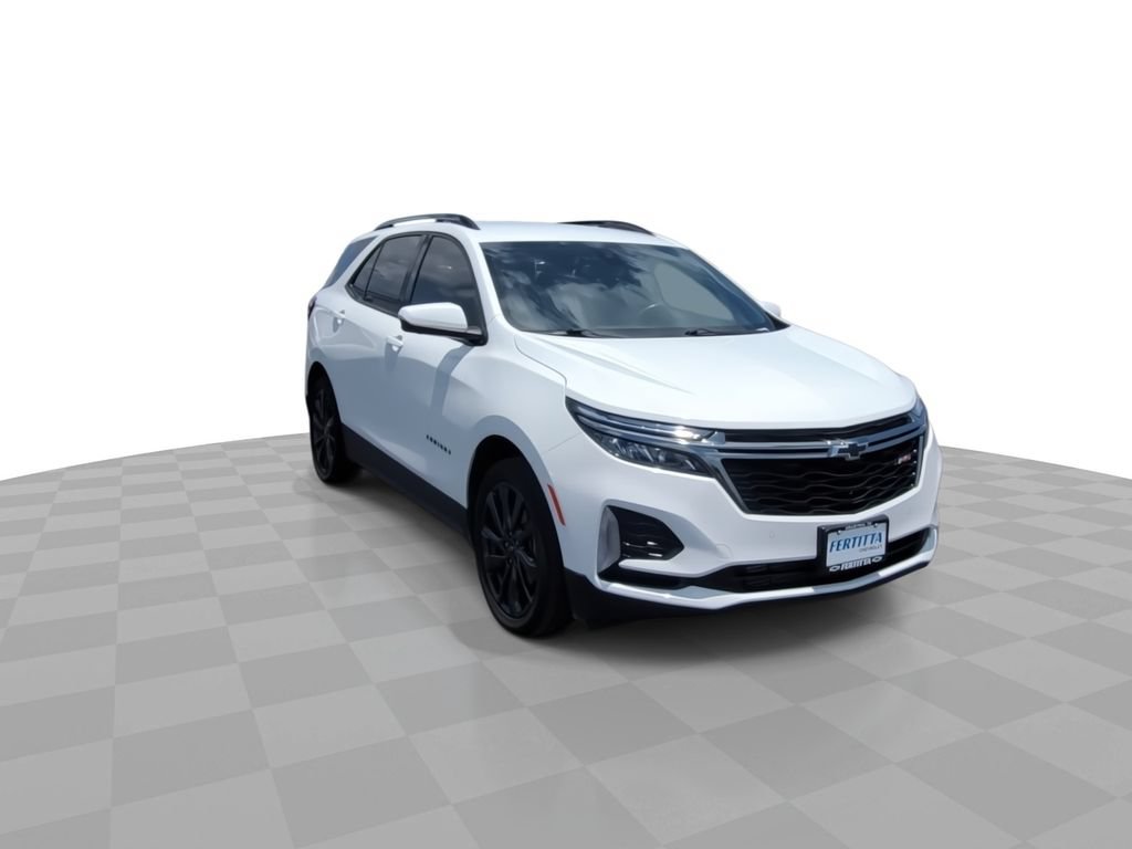 Certified 2022 Chevrolet Equinox RS w/ RS Leather Package FWD image 2