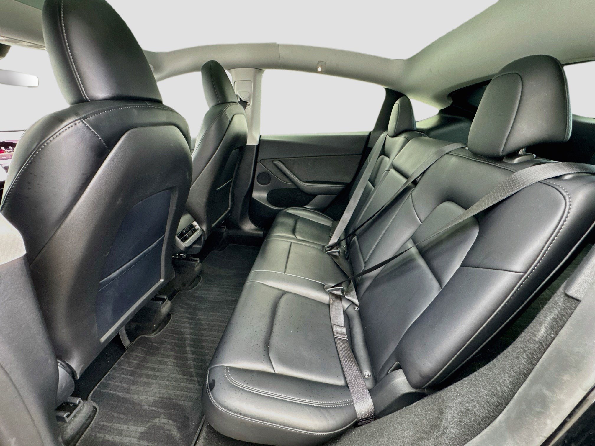 Used 2024 Tesla Model Y Long Range RWD image 16
