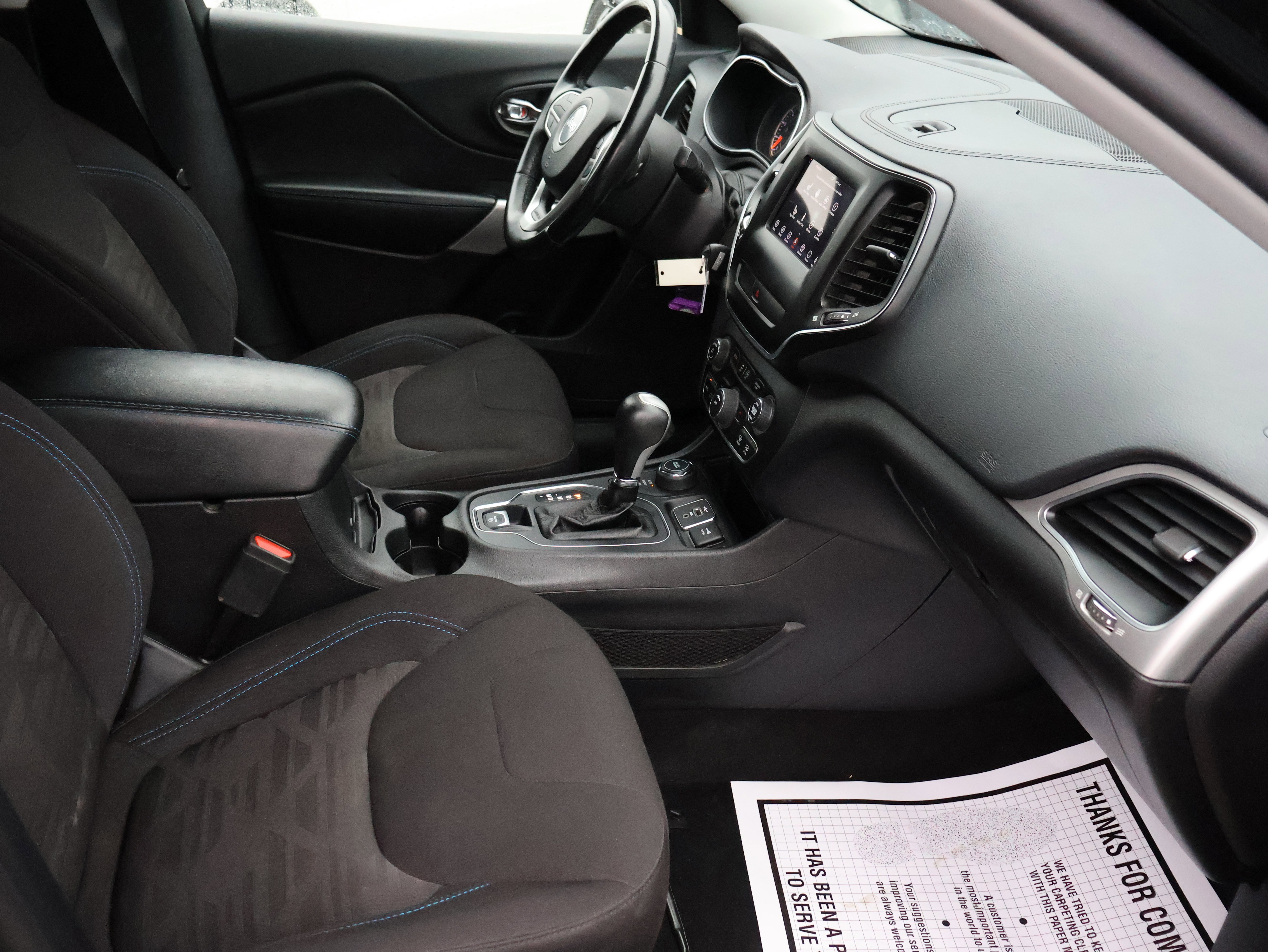 Used 2020 Jeep Cherokee Latitude image 12