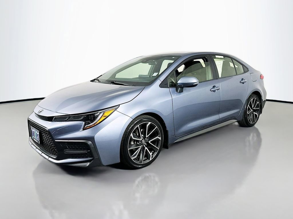 Used 2022 Toyota Corolla SE FWD image 4