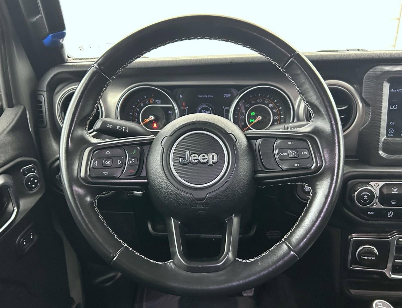 Used 2021 Jeep Gladiator Sport image 11