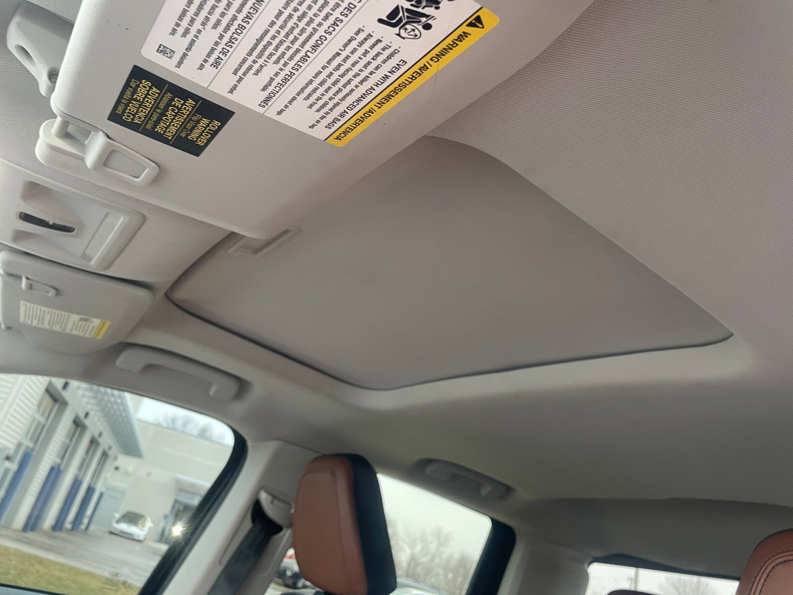 Used 2022 Ford Maverick Lariat w/ Lariat Luxury Package image 4