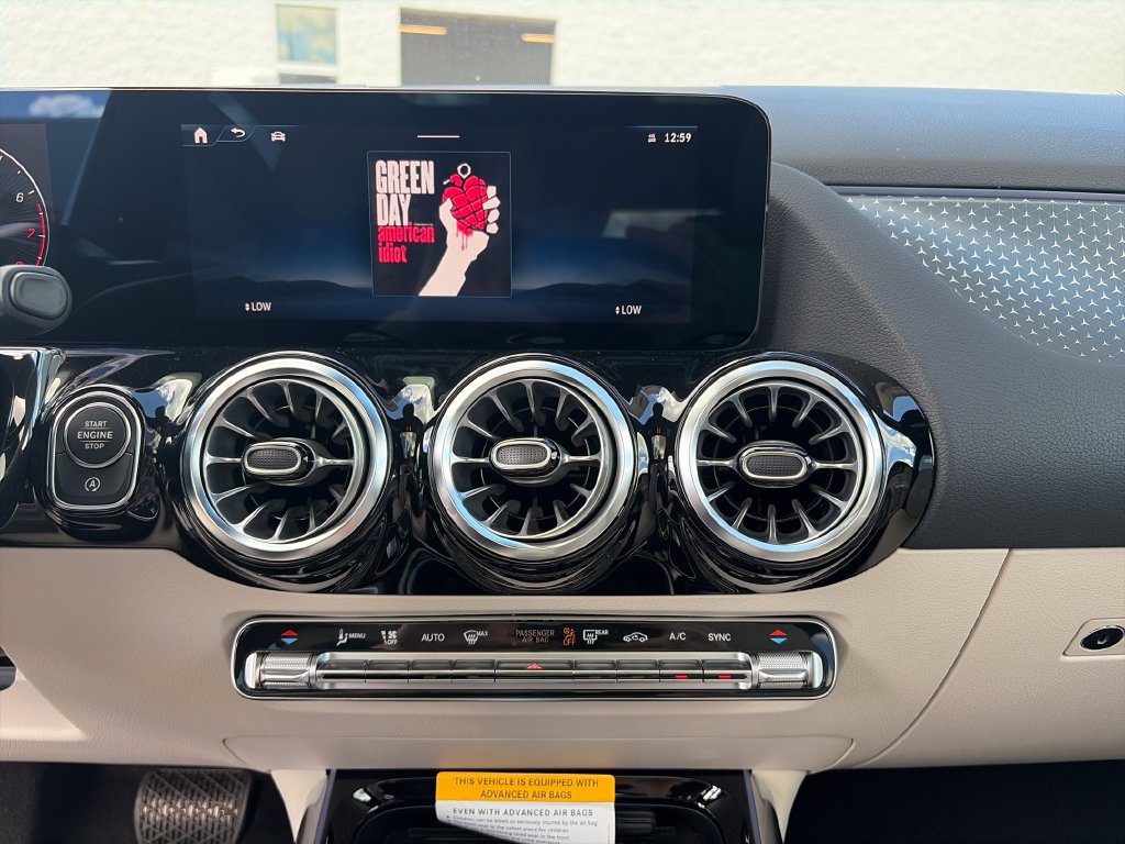 New 2026 Mercedes-Benz GLA 250 4MATIC image 18