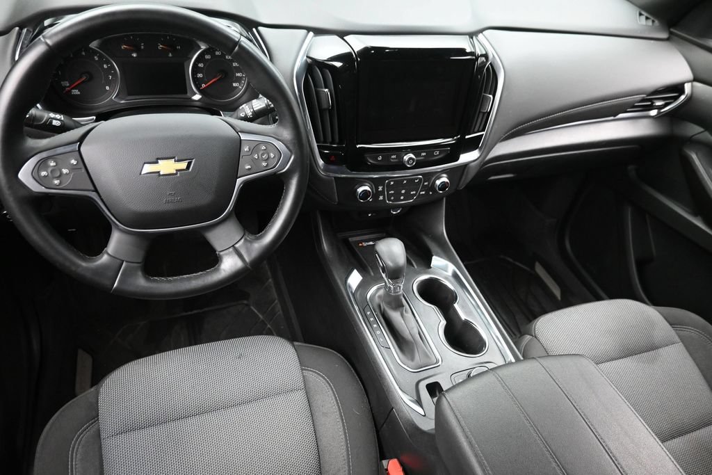 Used 2023 Chevrolet Traverse LT AWD/4WD image 15