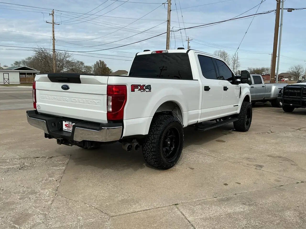 Used 2022 Ford F250 XLT w/ FX4 Off-Road Package AWD/4WD image 8