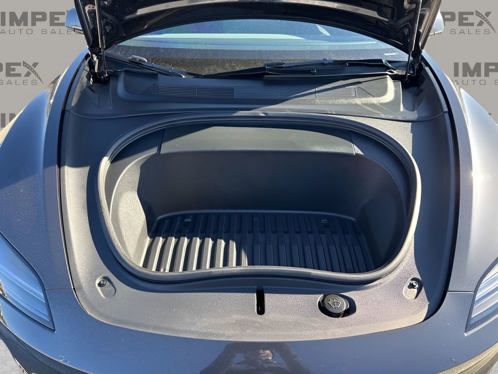 Used 2024 Tesla Model 3 Standard Range image 36