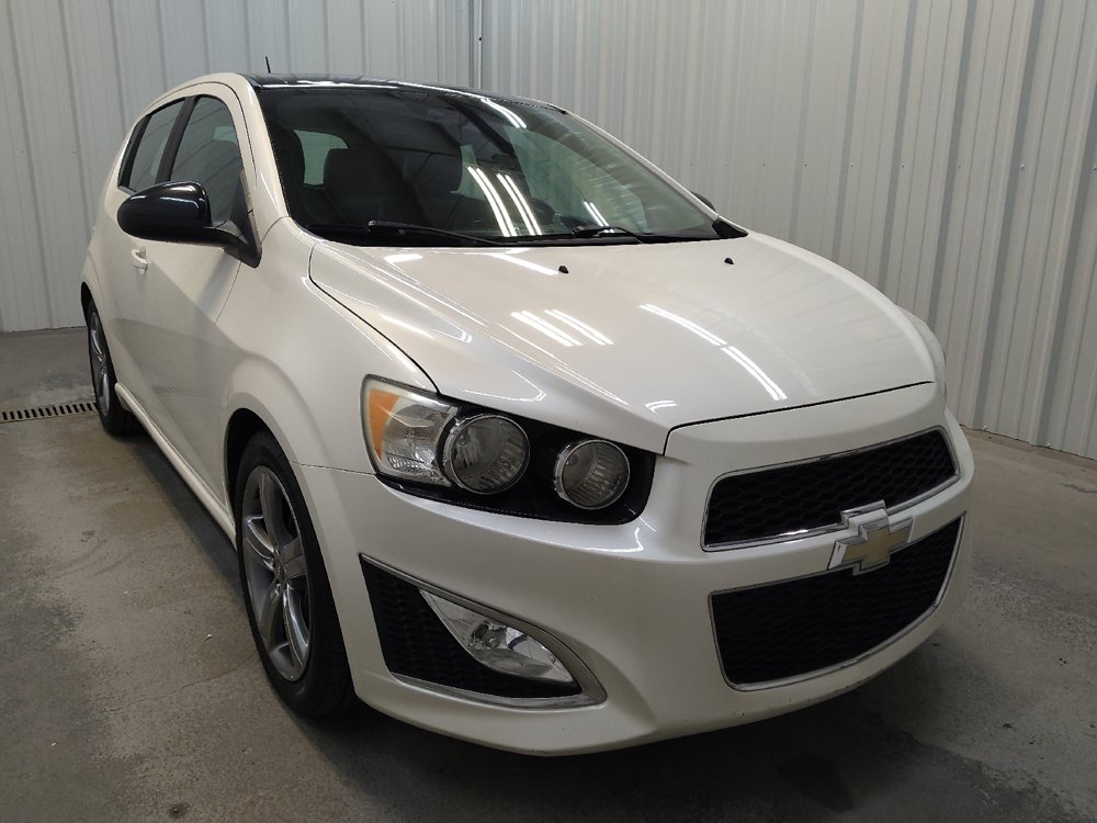 Used 2015 Chevrolet Sonic RS w/ Advanced Safety Package FWD image 13