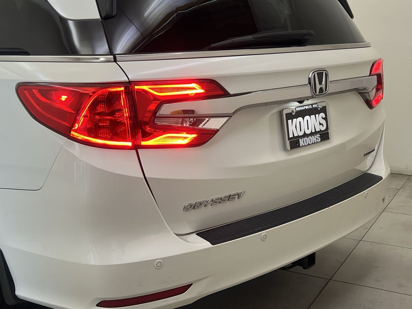 Used 2018 Honda Odyssey Touring image 32