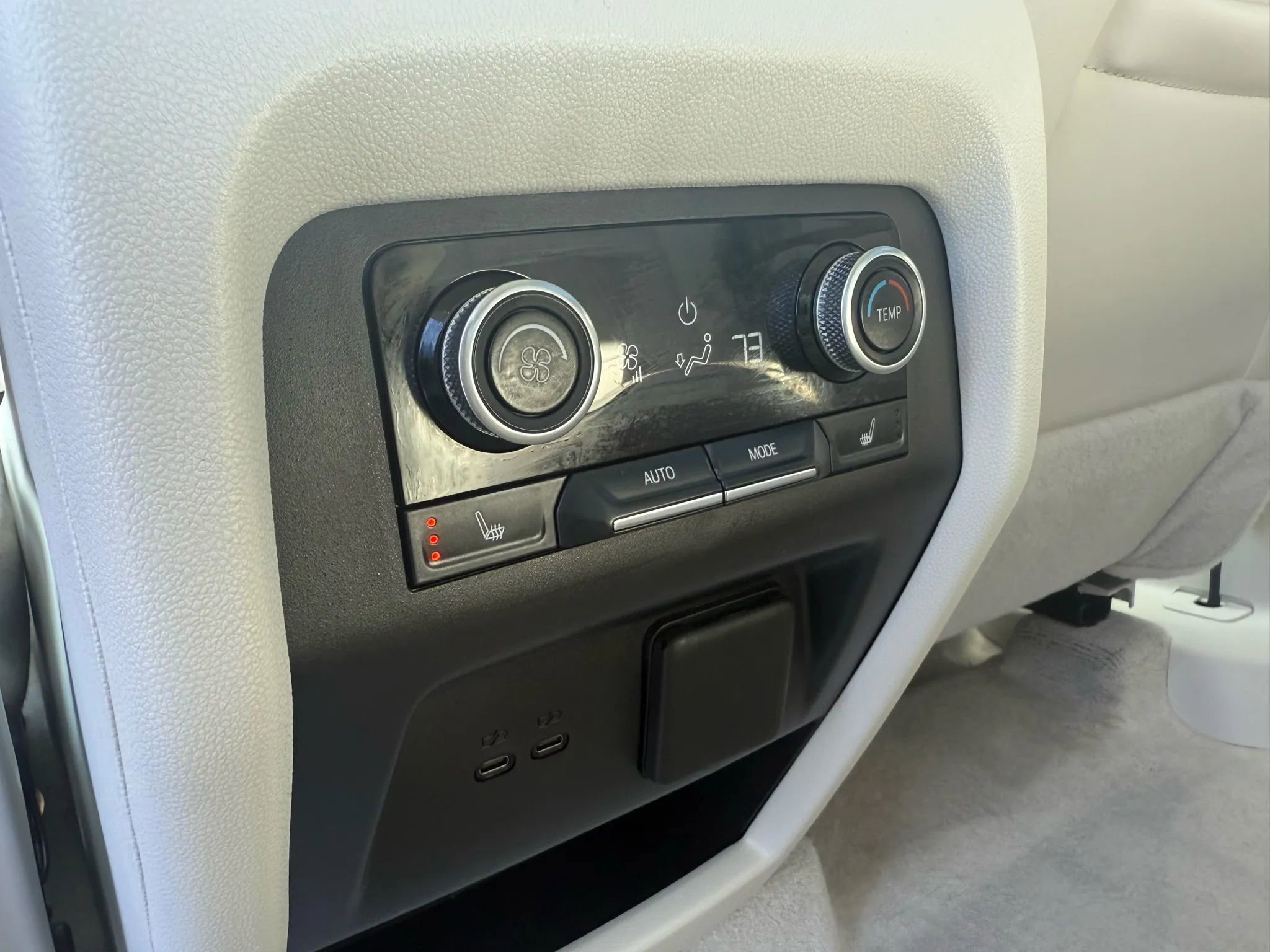 Used 2025 Buick Enclave Avenir w/ Trailering Package, 5000 lbs. image 24