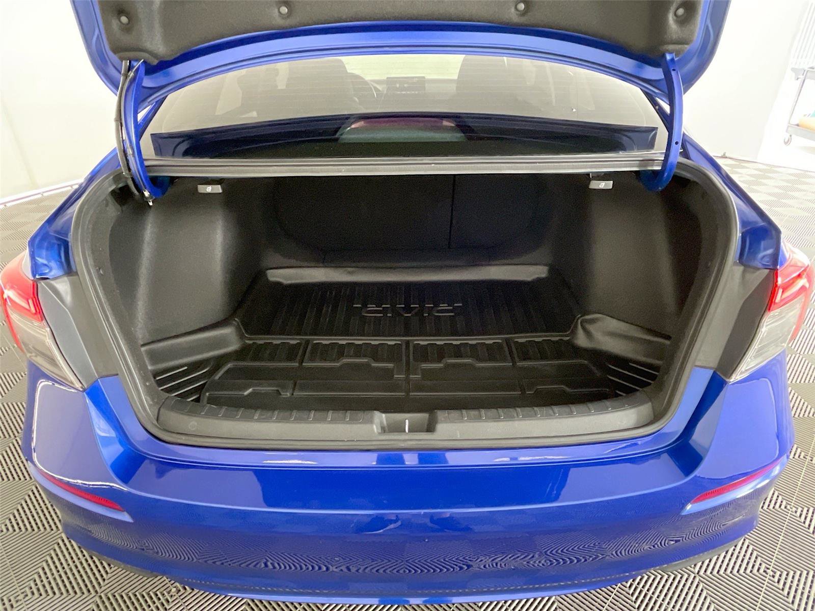 Used 2022 Honda Civic EX image 29