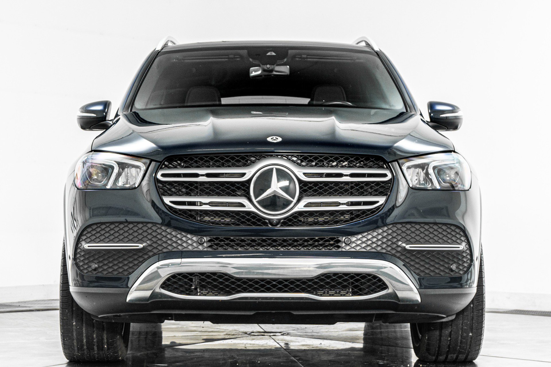 Used 2022 Mercedes-Benz GLE 350 4MATIC image 4