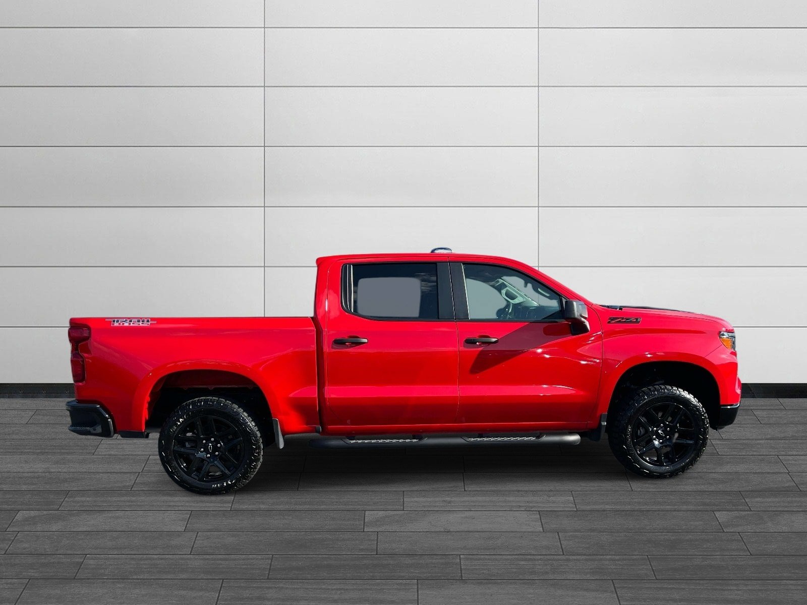 Used 2026 Chevrolet Silverado 1500 Custom Trail Boss w/ LPO, Dark Essentials Package AWD/4WD image 2