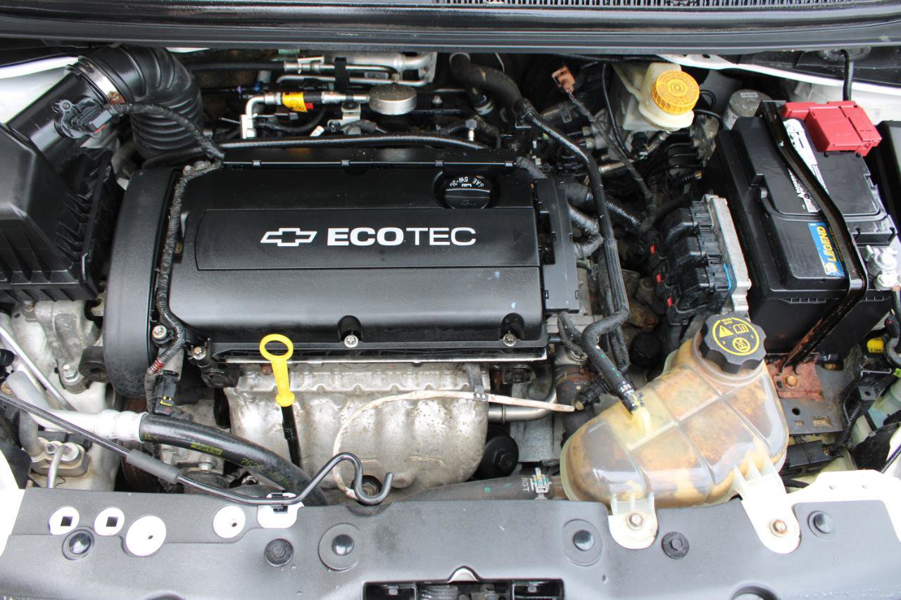 Used 2013 Chevrolet Sonic LT FWD image 41