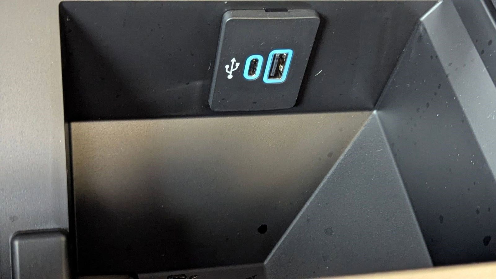 New 2026 Ford F250 Lariat w/ Black Appearance Package image 28