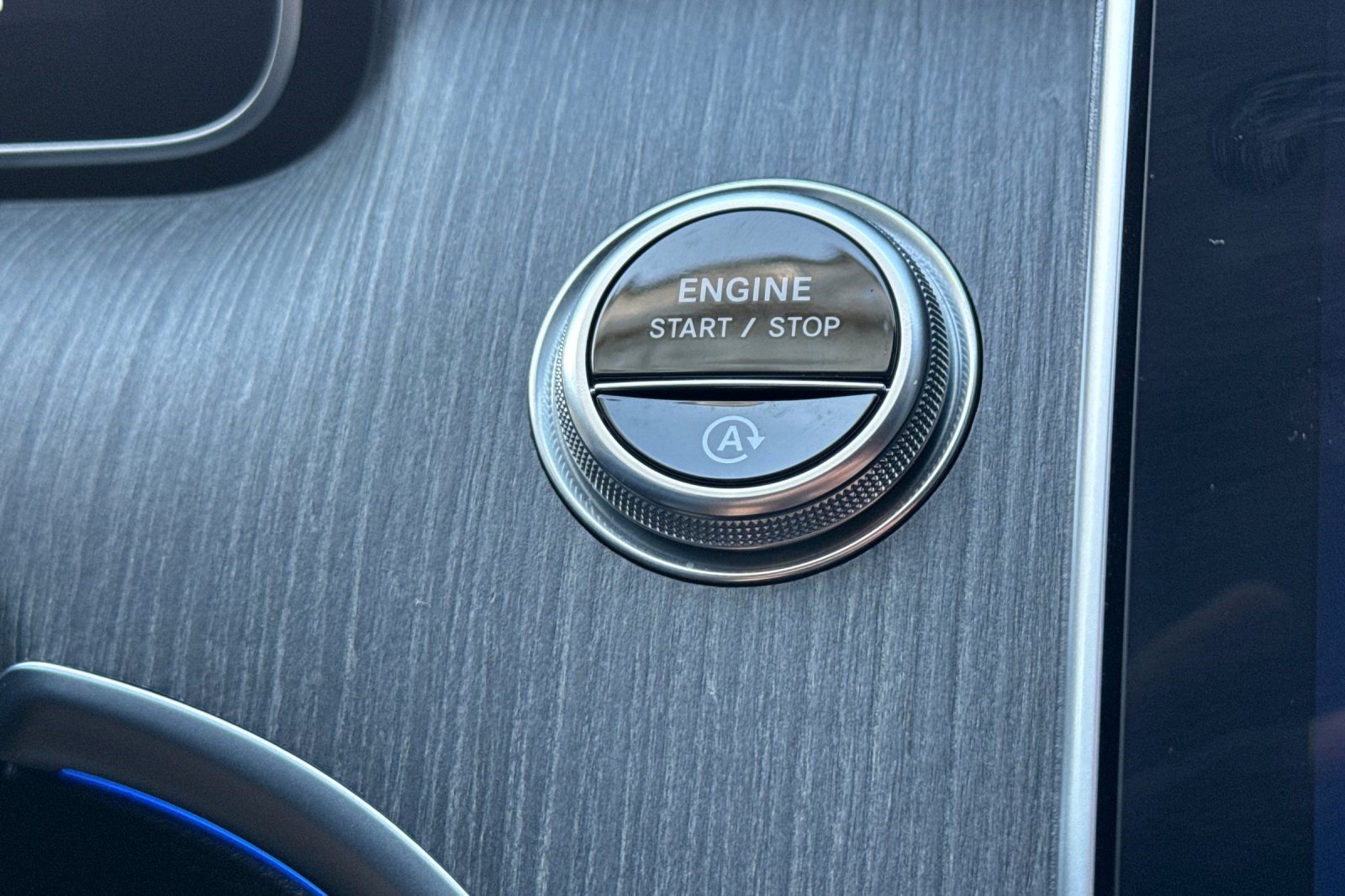 Used 2023 Mercedes-Benz C 300 Sedan image 16