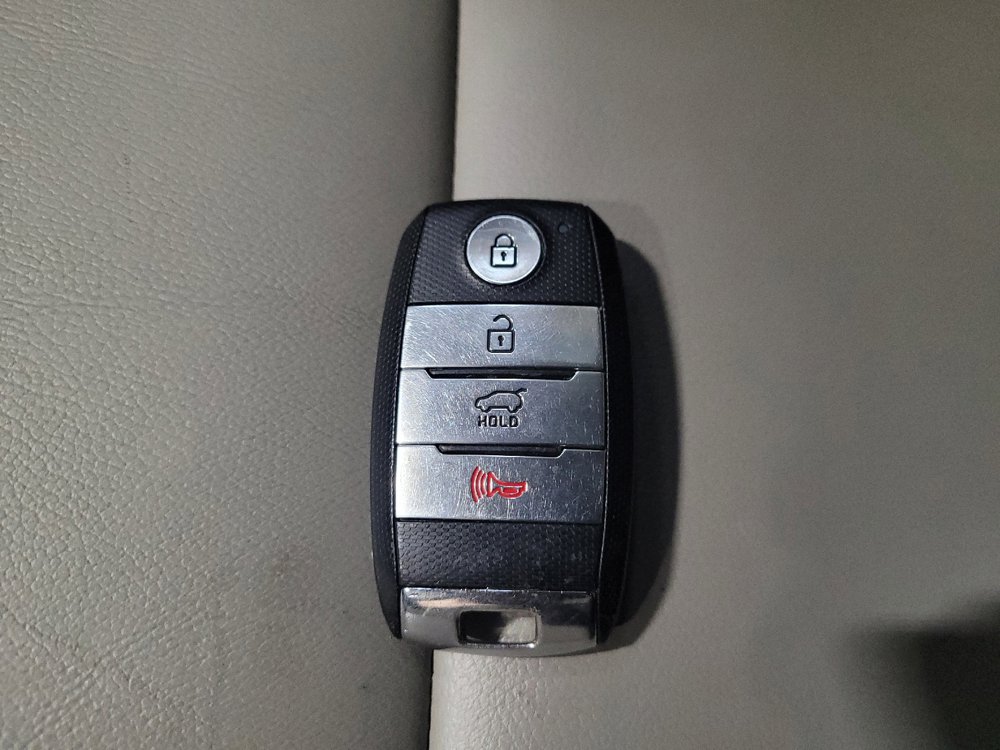 Used 2018 Kia Sportage EX w/ EX Premium Package image 32