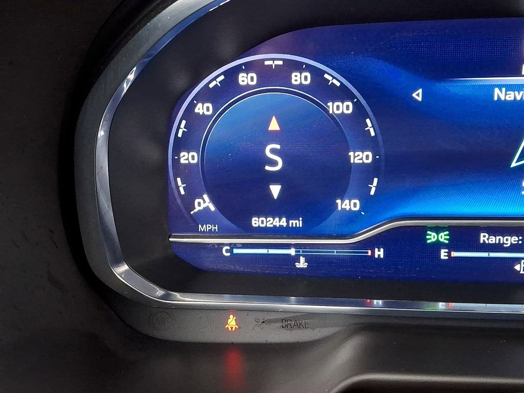 Used 2022 Chevrolet Tahoe LT w/ Luxury Package image 21