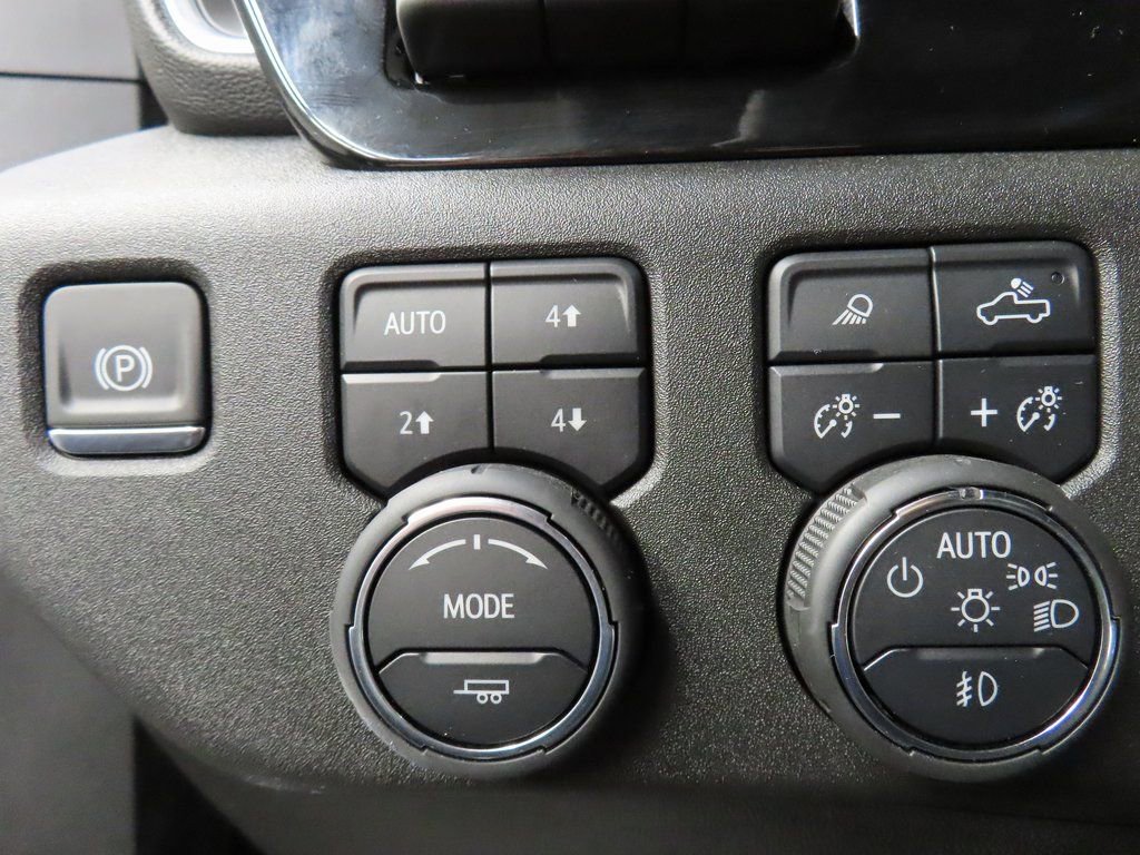 Used 2025 Chevrolet Silverado 2500 LTZ w/ Trail Boss Package image 45