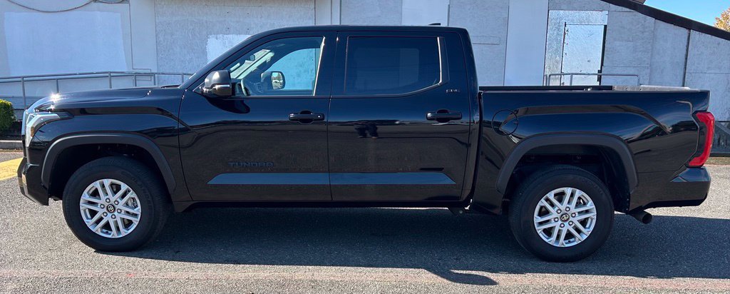 Certified 2025 Toyota Tundra SR5 w/ SR5 Premium Package AWD/4WD image 8