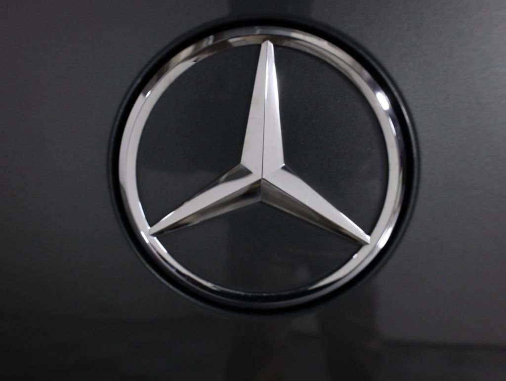 Used 2020 Mercedes-Benz E 450 4MATIC Cabriolet image 74