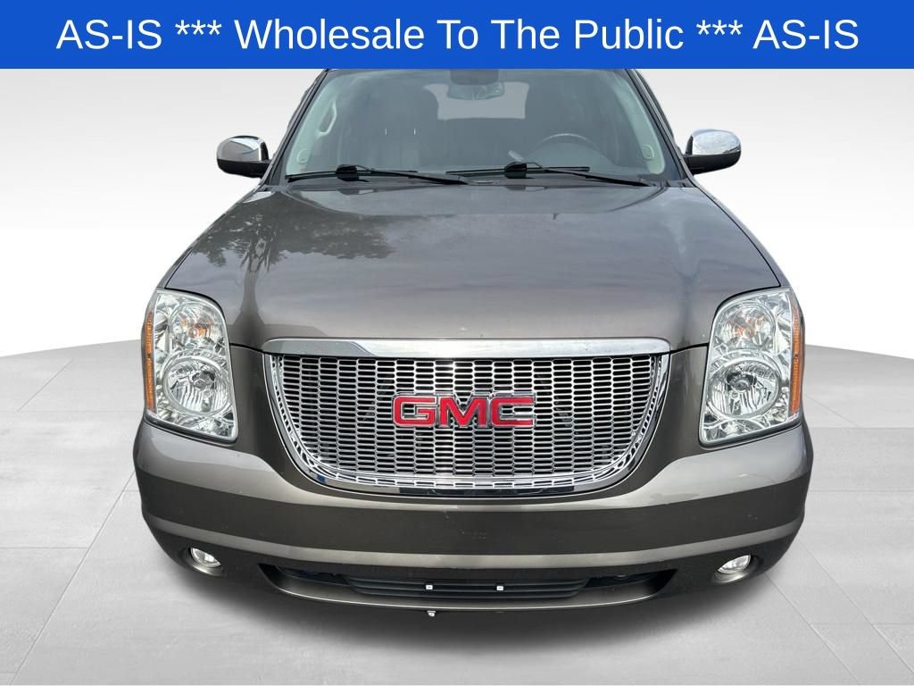 Used 2013 GMC Yukon SLT AWD/4WD image 2