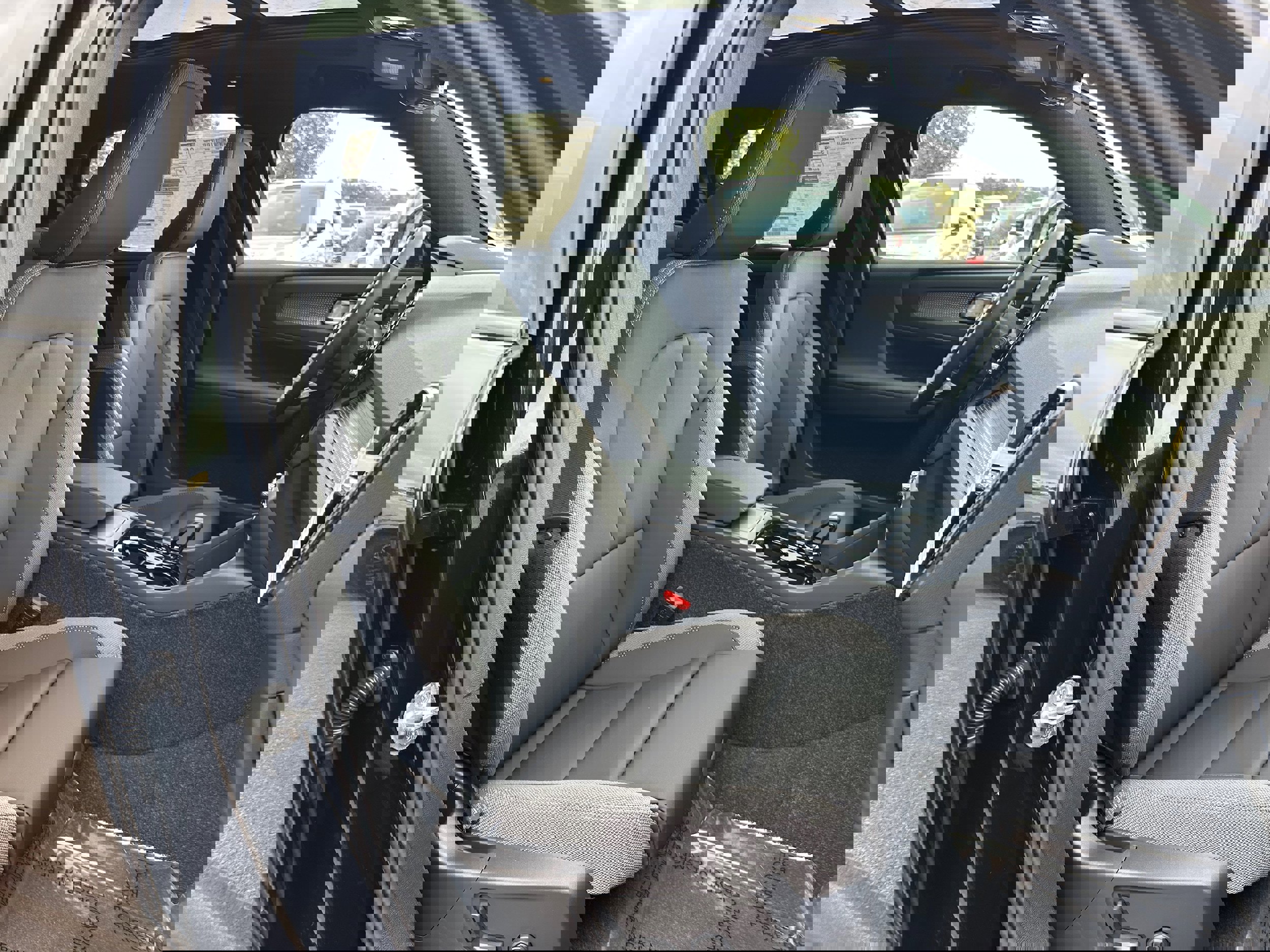 New 2026 Volvo EX40 Plus w/ Climate Package image 8