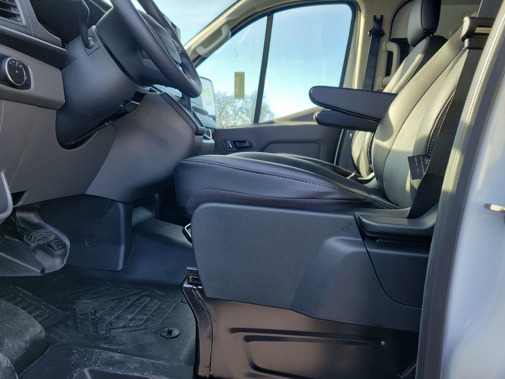 New 2026 Ford Transit 150 Low Roof image 18