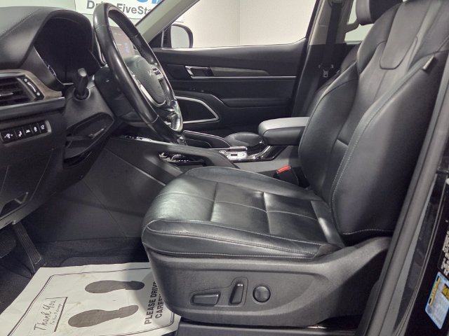 Used 2022 Kia Telluride EX w/ EX Premium Package AWD/4WD image 5