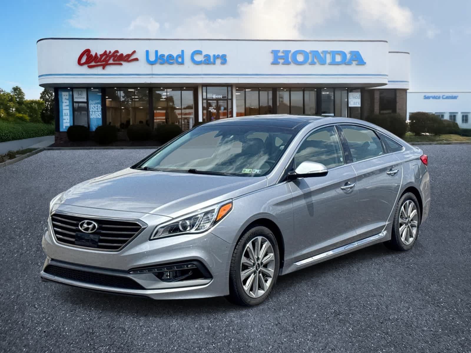 Used 2016 Hyundai Sonata Limited w/ Option Group 05 FWD image 1