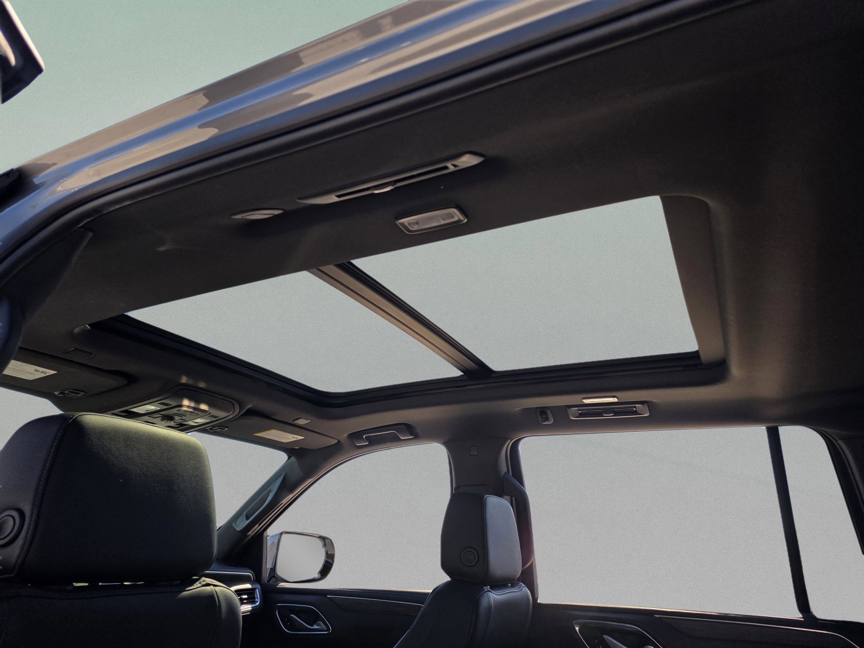 Used 2022 Chevrolet Suburban Z71 w/ Z71 Off-Road Package image 30