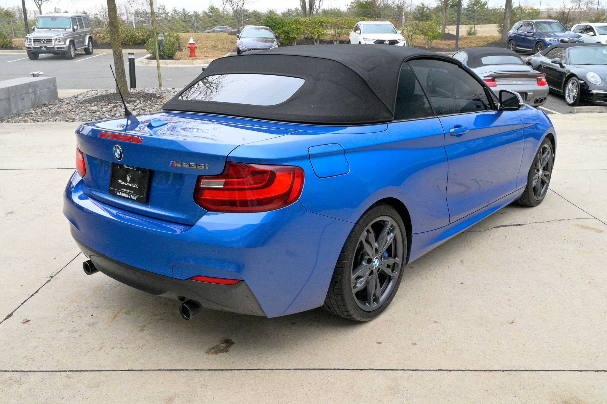 Used 2016 BMW M235i Convertible image 5