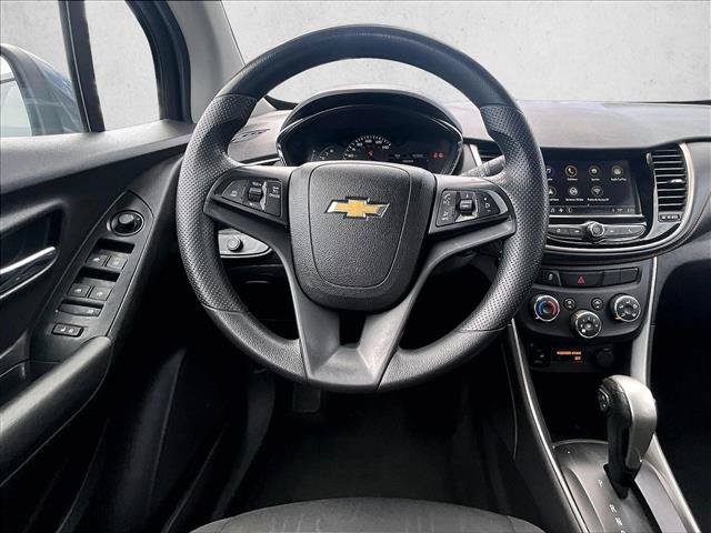 Used 2018 Chevrolet Trax LT FWD image 7