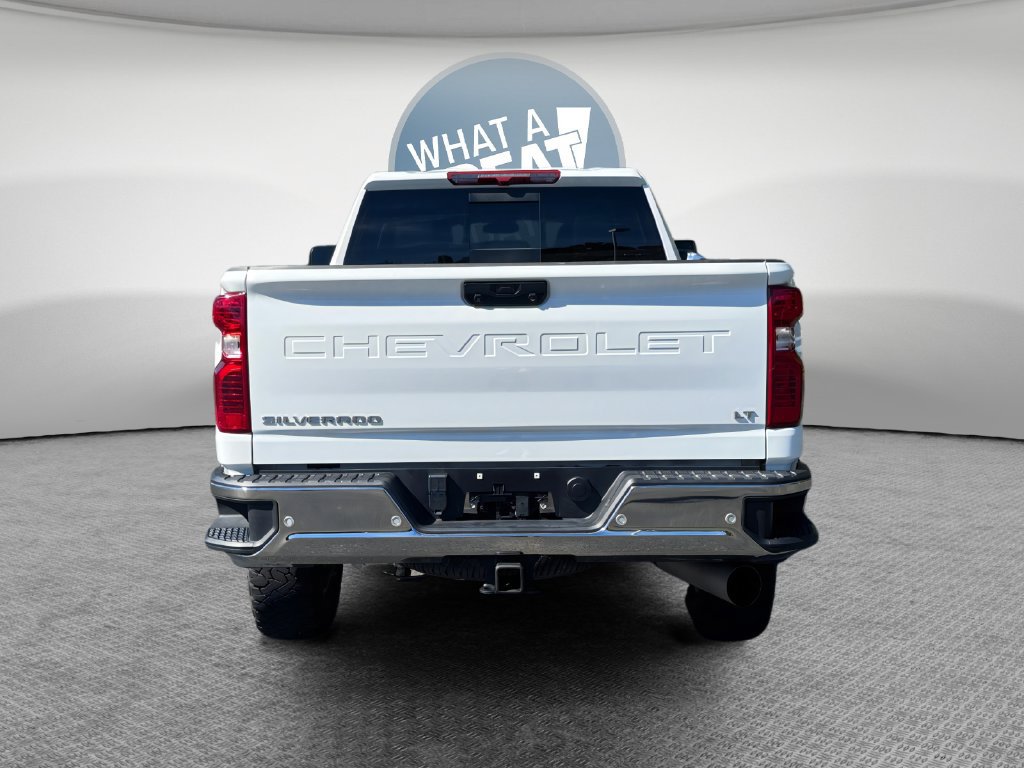 Used 2024 Chevrolet Silverado 2500 LT w/ Safety Package AWD/4WD image 5