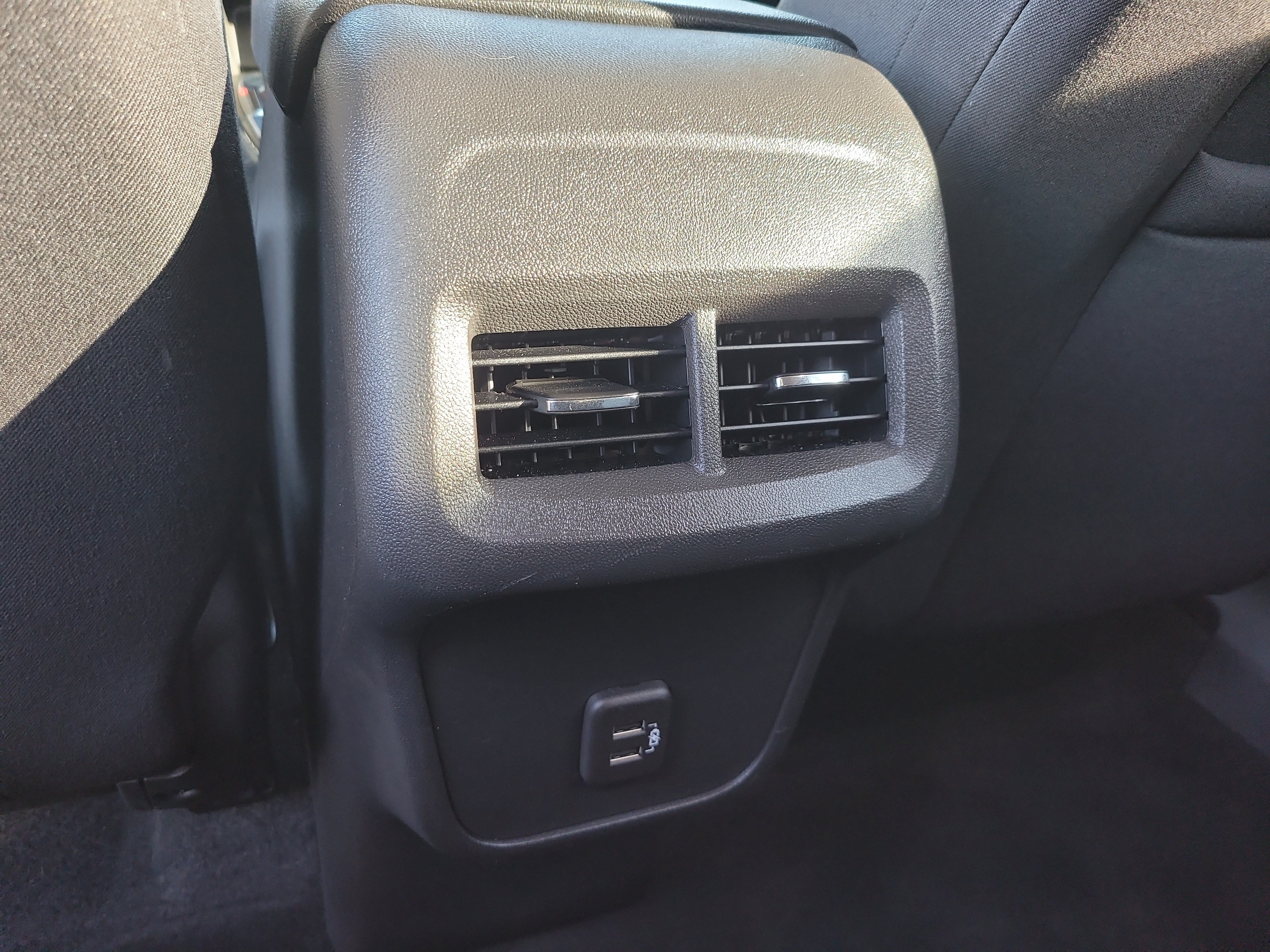 Used 2023 Chevrolet Equinox LS w/ Driver Confidence II Package FWD image 13