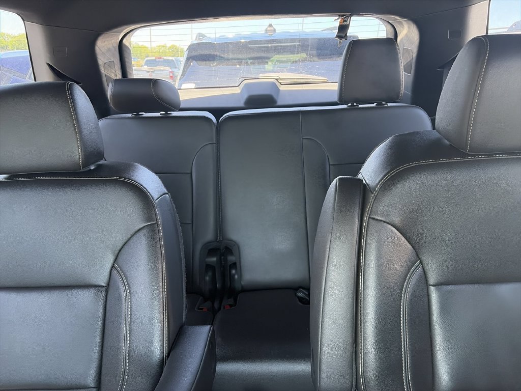 Used 2023 Chevrolet Traverse LT AWD/4WD image 22