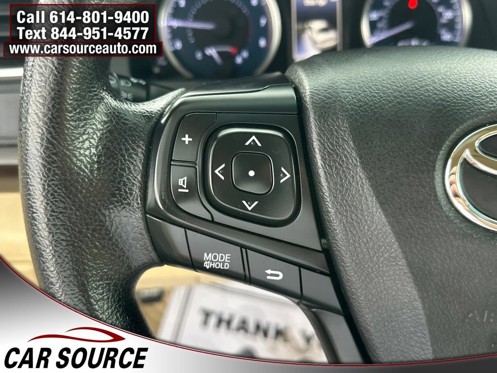 Used 2016 Toyota Camry LE FWD image 10