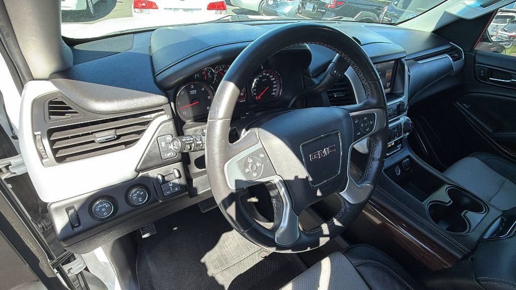 Used 2015 GMC Yukon SLE w/ Convenience Package AWD/4WD image 32