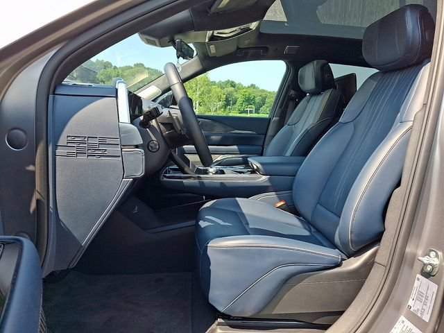Certified 2026 Cadillac Escalade IQ Sport 2 AWD/4WD image 12