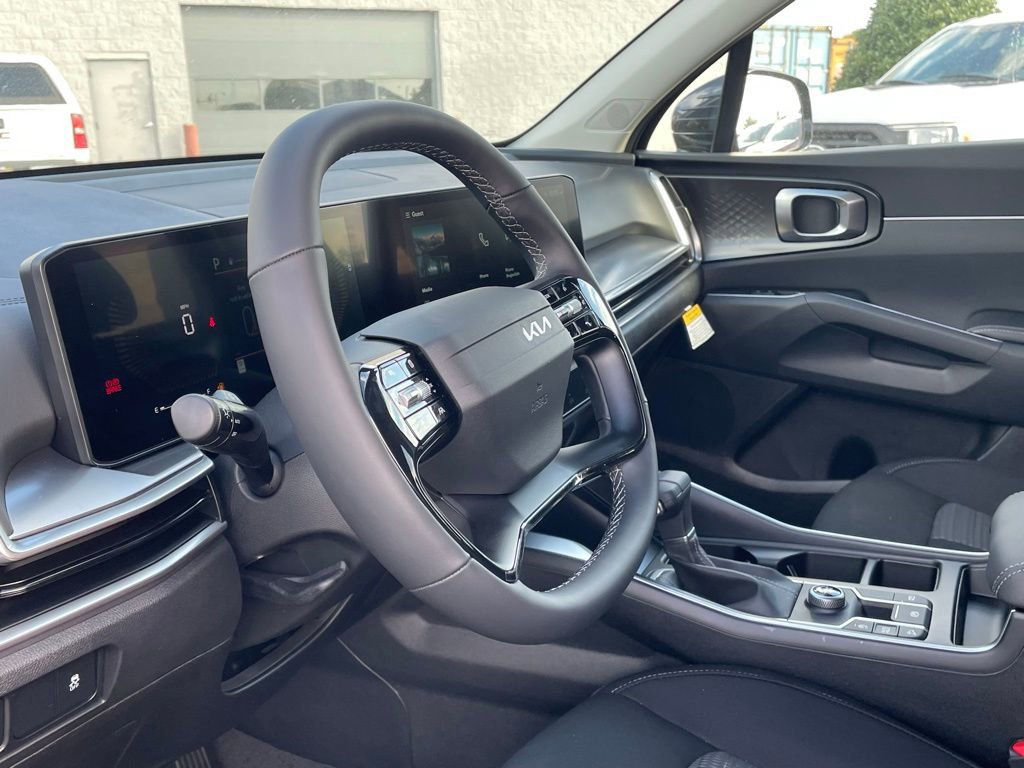 New 2026 Kia Sorento LX FWD image 10