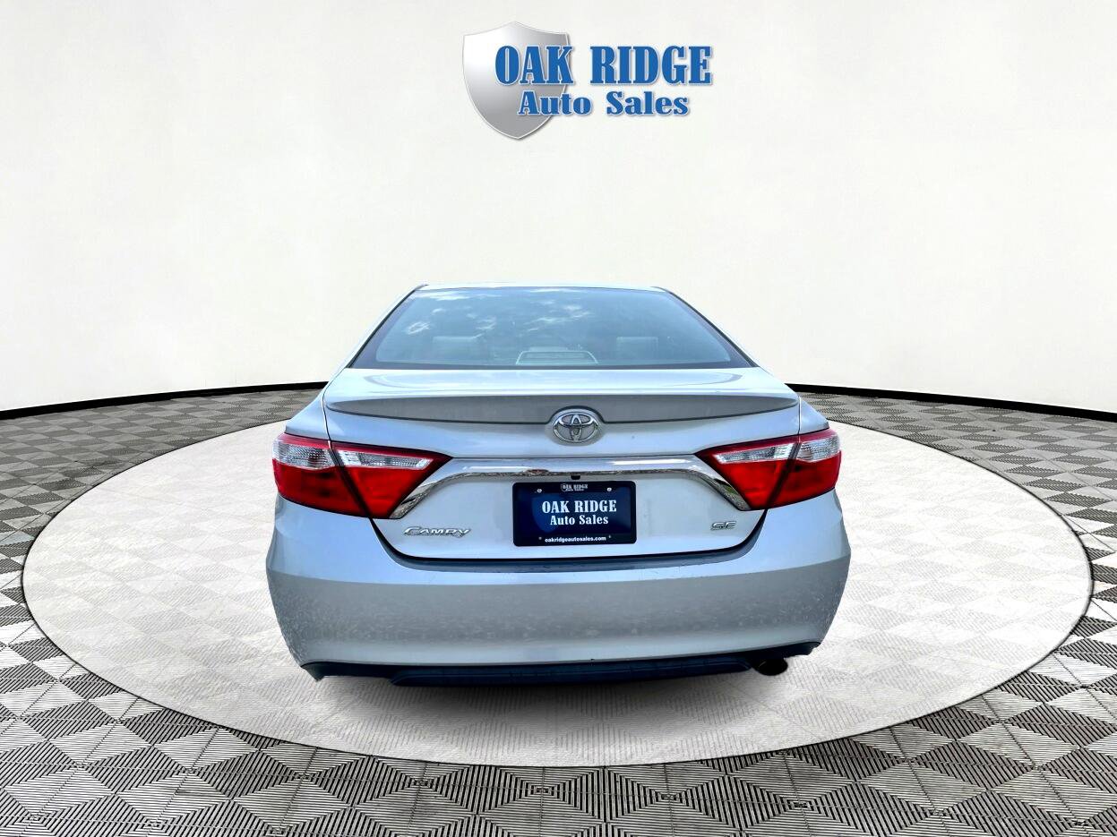 Used 2017 Toyota Camry SE image 6