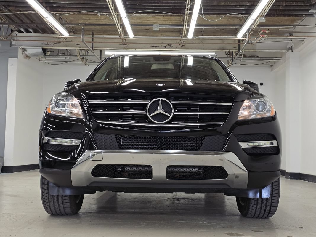 Used 2013 Mercedes-Benz ML 350 BlueTEC 4MATIC image 3