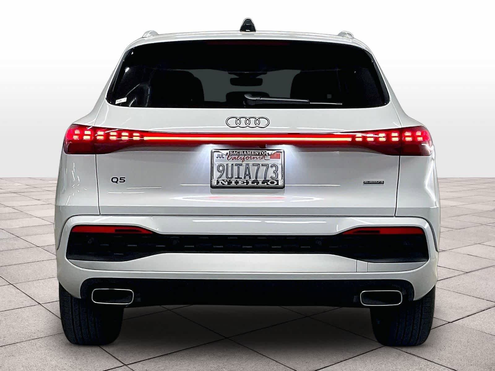 Certified 2025 Audi Q5 Premium w/ Convenience Package image 6