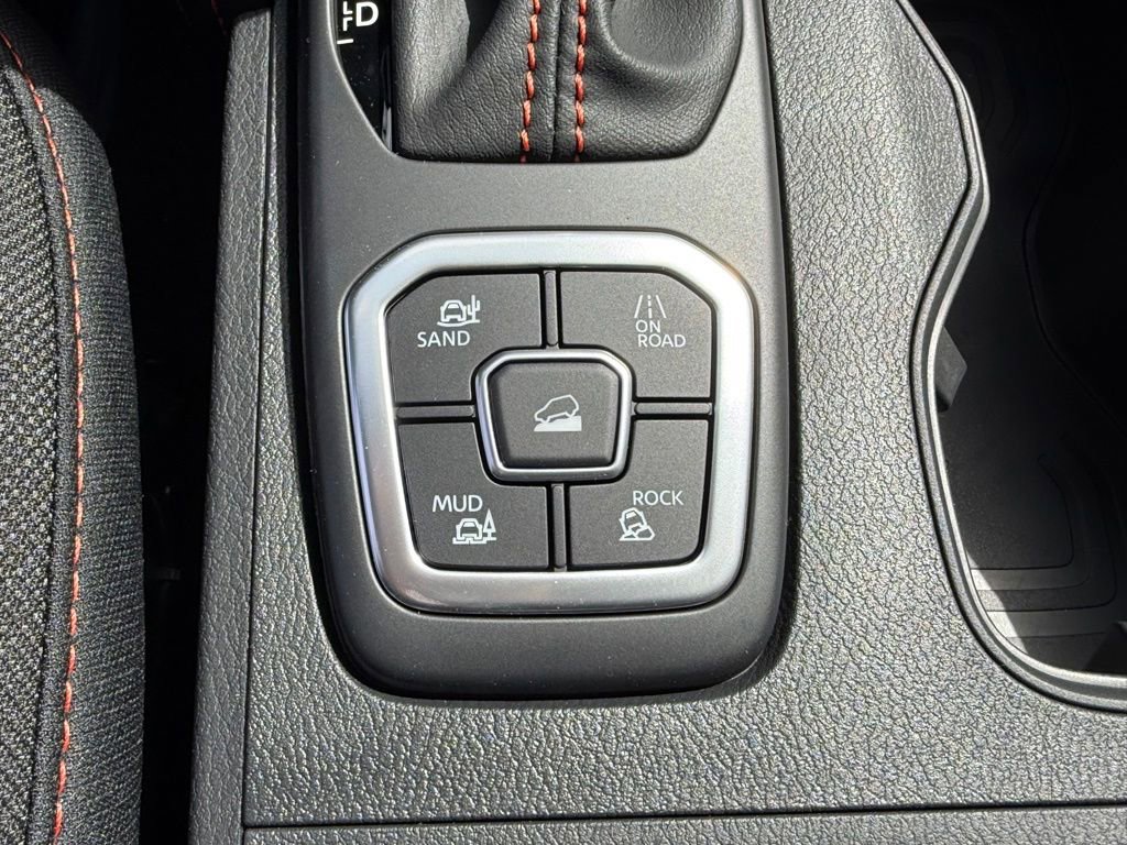 New 2026 Nissan Frontier PRO-4X w/ Pro-4x Convenience Package AWD/4WD image 24