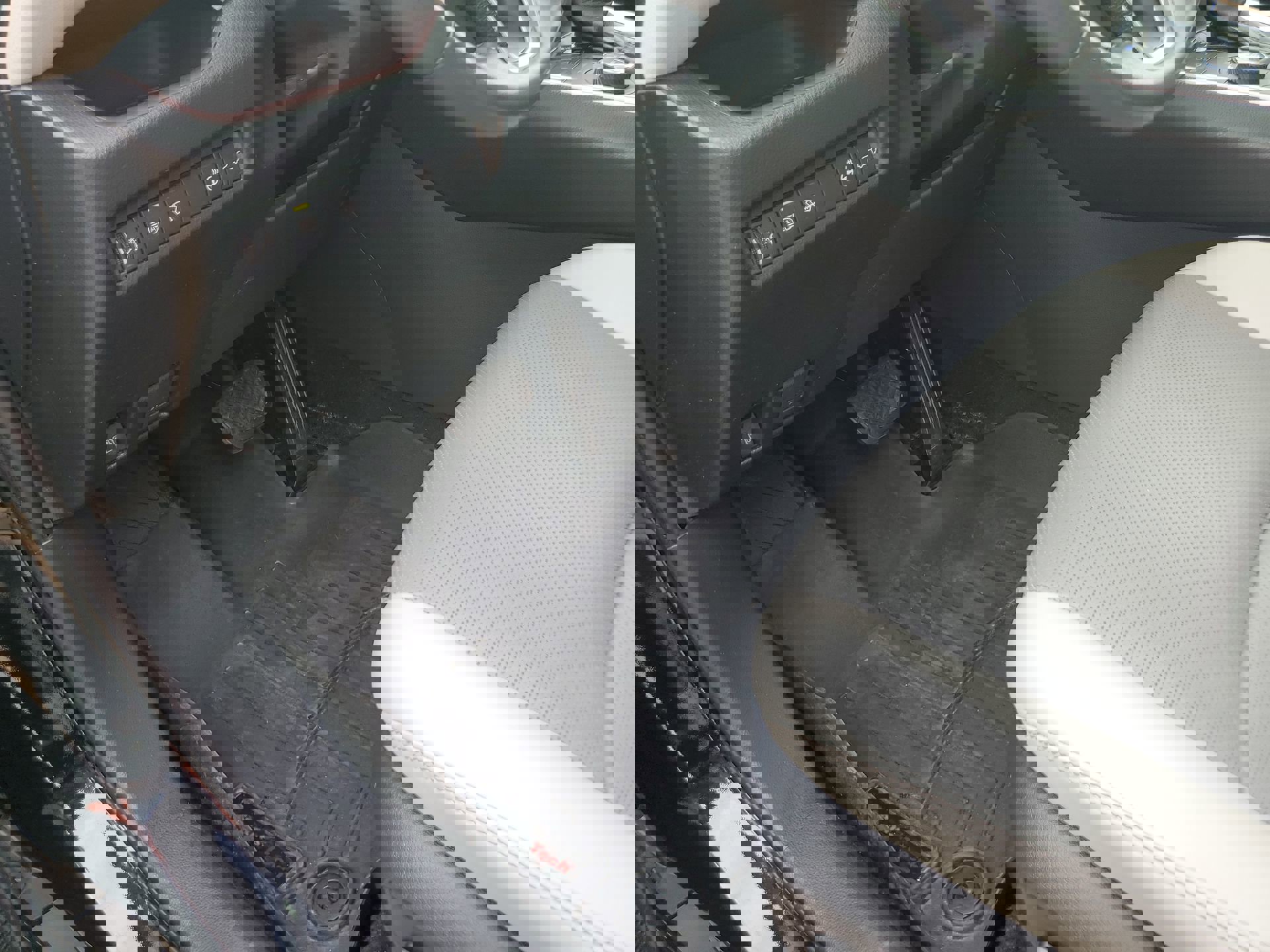 Used 2020 Toyota RAV4 Limited image 26