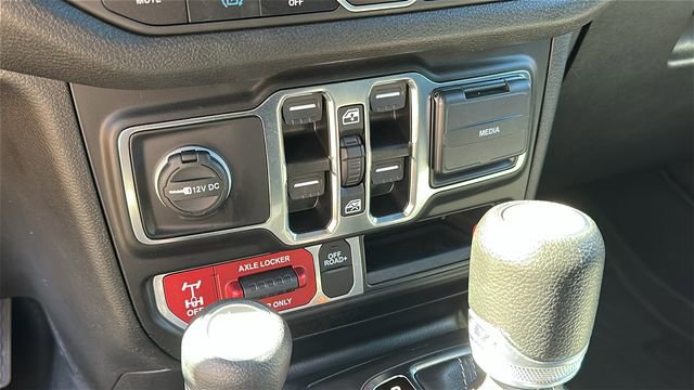 Used 2024 Jeep Wrangler Unlimited image 20