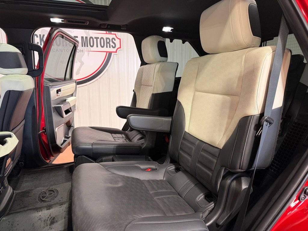 Used 2023 Toyota Sequoia Capstone AWD/4WD image 22